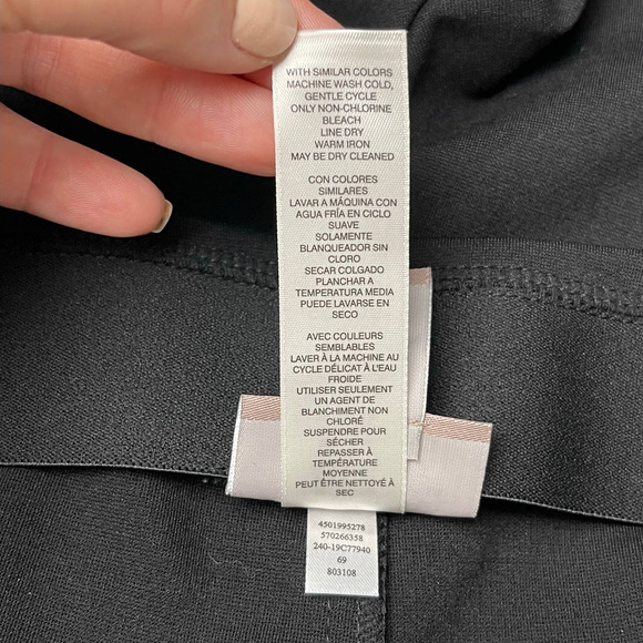 Chicos Fabulously Slimming Black Pants w Thick Elastic waistband 00 Short (SZ 2) - Picture 7 of 11